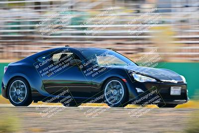 media/Oct-18-2025-Extreme Speed (Sat) [[d6d7e1fef1]]/Group 5/Session 3 (Turn 1)/